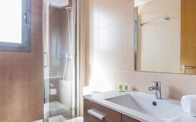 Horoko Apartments by gaiarooms