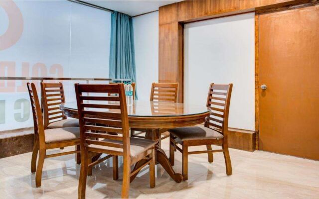 Treebo Golden Inn, 700 Mtrs From Promenade Beach
