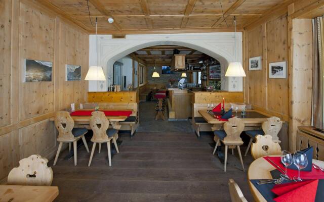Hotel Crusch Alba