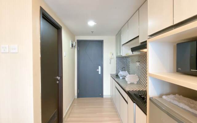 Elegant And Comfortable Studio At Tamansari The Hive Apartment