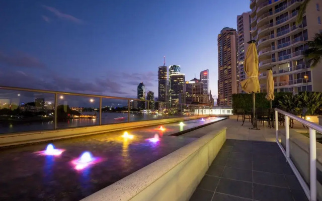 Astra Apartments Brisbane CBD