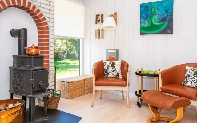 6 Person Holiday Home in Glesborg-by Traum