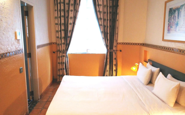 The Gordon House Hotel