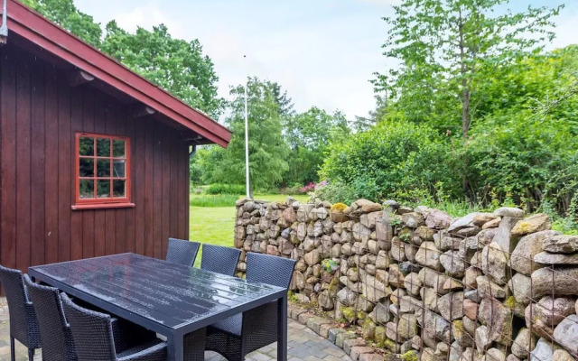 6 Person Holiday Home in Roslev