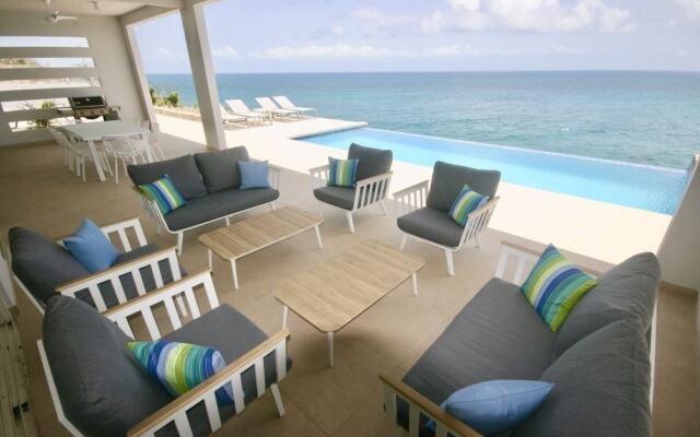 Villa Aqua by Island Properties Online