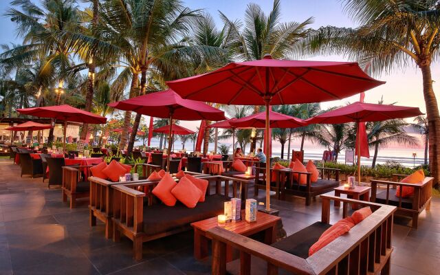 Legian Beach Villas