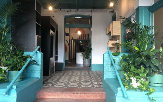Roamer St Kilda (formerly Selina St Kilda)