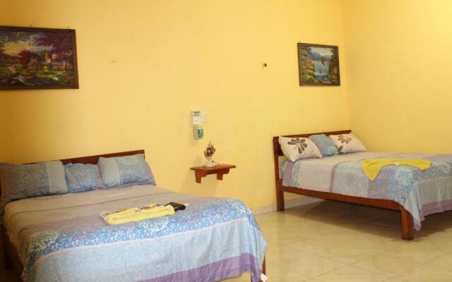 Hotel LOL-HA