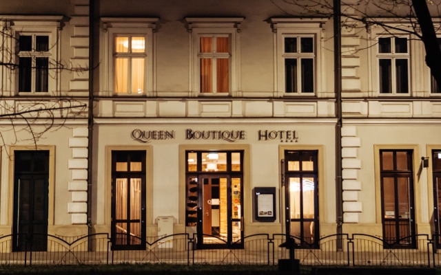 Queen Boutique Hotel