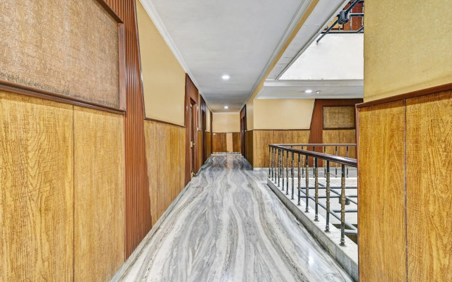 Super OYO Townhouse OAK Hotel Belsons Taj Mahal