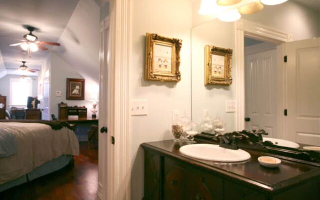 The Social Goat Bed and Breakfast