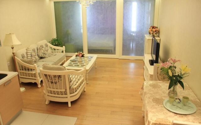 Nanjing ZD Laker Apartment