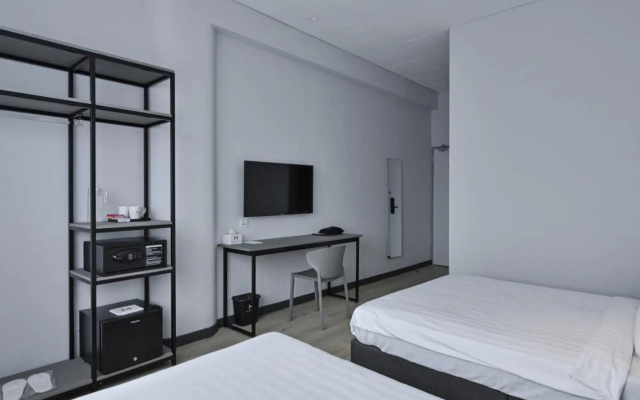Macalister 288 – Guest Rooms – George Town