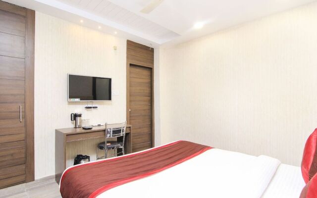 OYO 14767 Welcome Inn