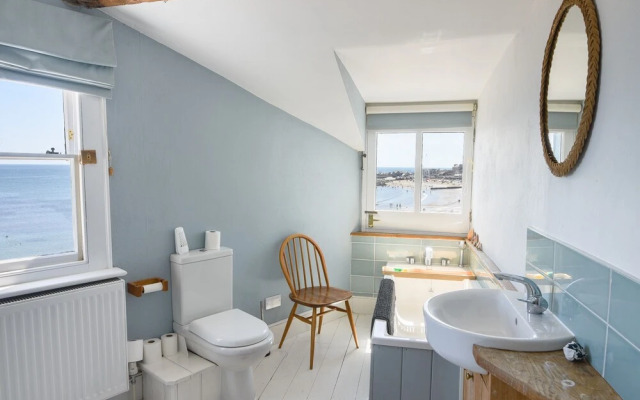Bell Cliff House
