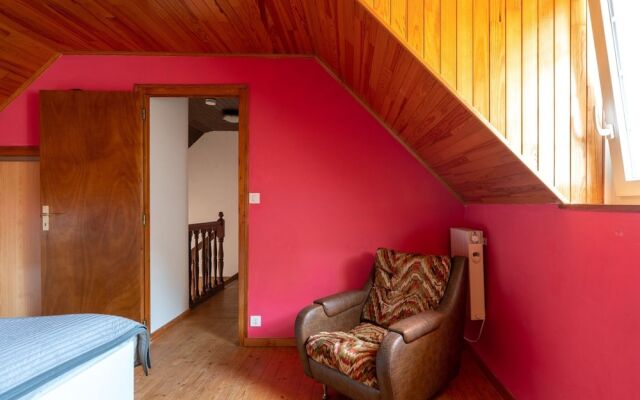 Modern Holiday Home in Plouhinec France with Sea Nearby