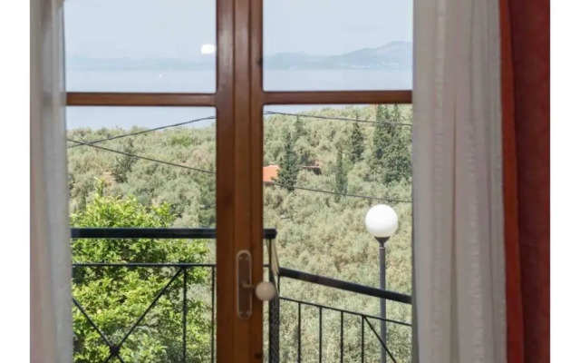 Panoramic sea & mountain view villa