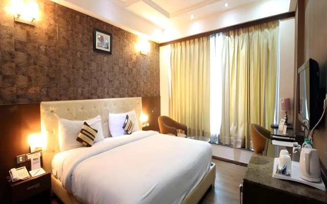 Hotel Signature Grand