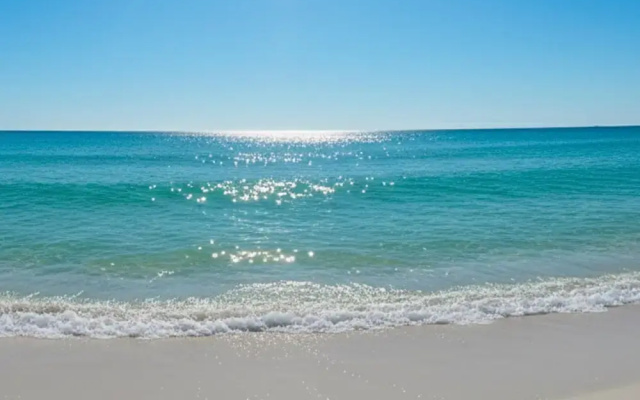 Sandarac by Distinctive Beach Rentals