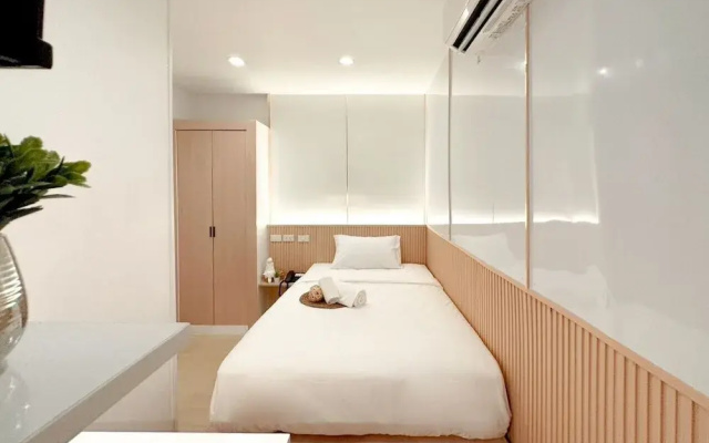 Thrive Hotel