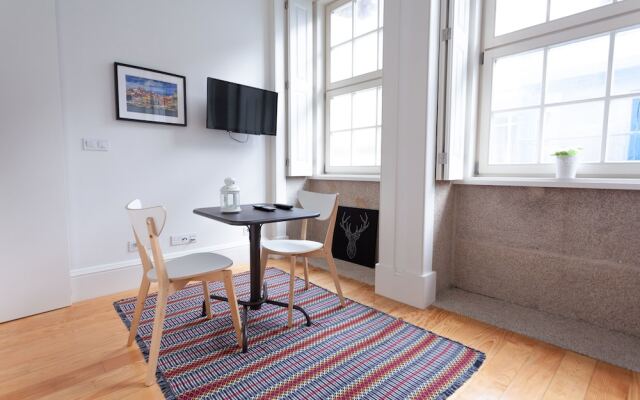 Oporto Invite São Bento