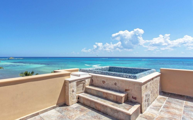 El Faro Penthouse Reef 403