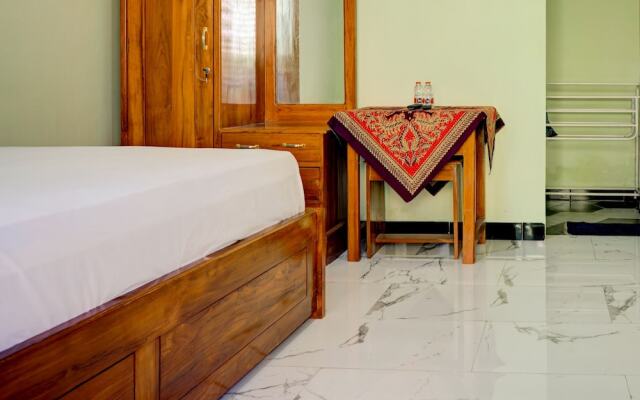 OYO Life 92922 Kost Bu Mala 1 Syariah