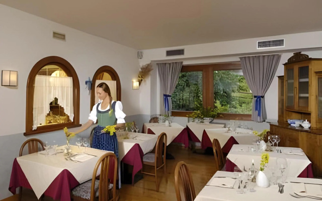 Hotel Biancaneve