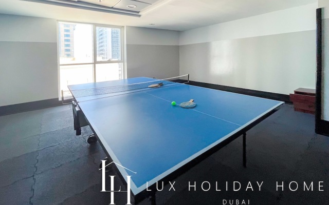 Lux The Marina Sea View Suite 2