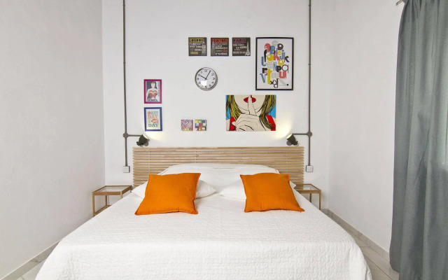 Nula Apartments