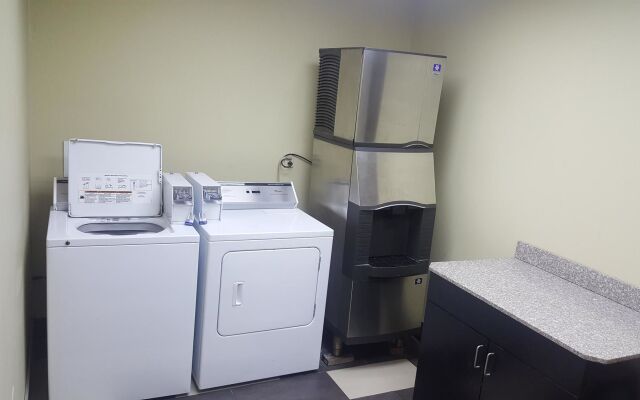 SureStay Plus Hotel by Best Western Blue Springs
