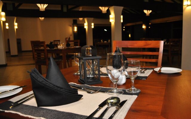 Kamili Beach Hotel