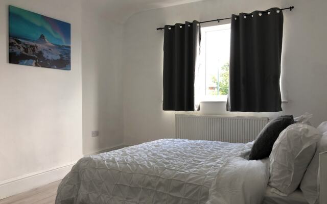 Immaculate 3-bed House in Nottingham