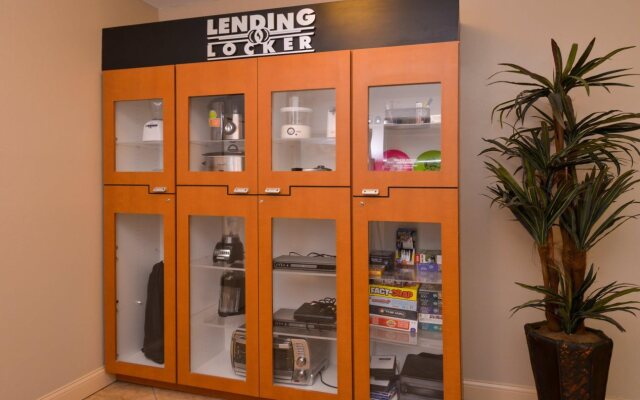 Candlewood Suites Bloomington-Normal