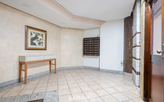 3 Bedroom Apartment 190m From the Beach Epp0602