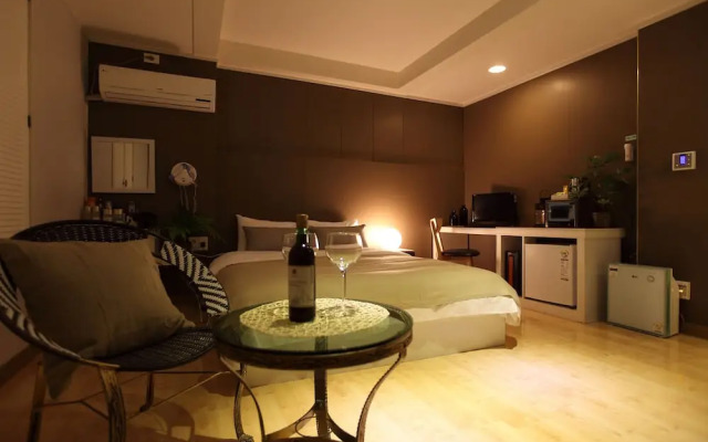 Namwon river hotel