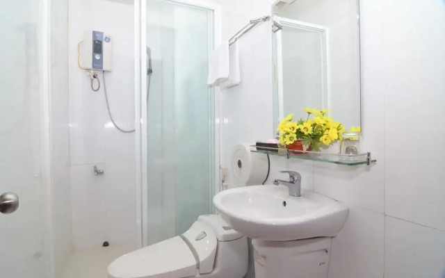 RedDoorz Plus @ Pham Ngu Lao 2
