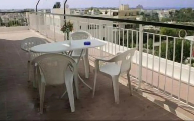 Zina Hotel Apartments