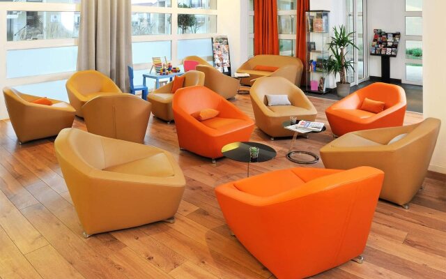 Zenitude Hôtel - Résidences Roissy Village