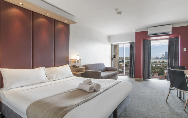Metro Hotel Perth