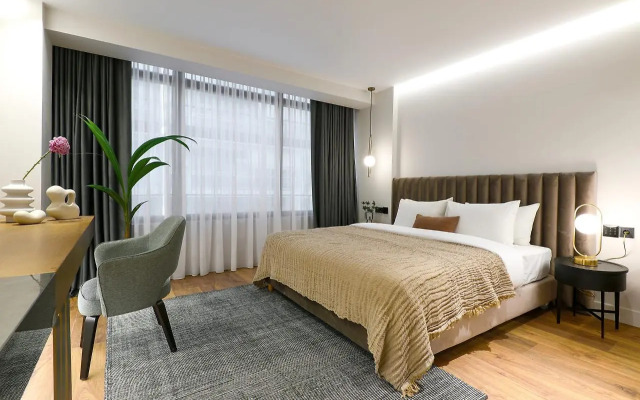 Teight Hotel