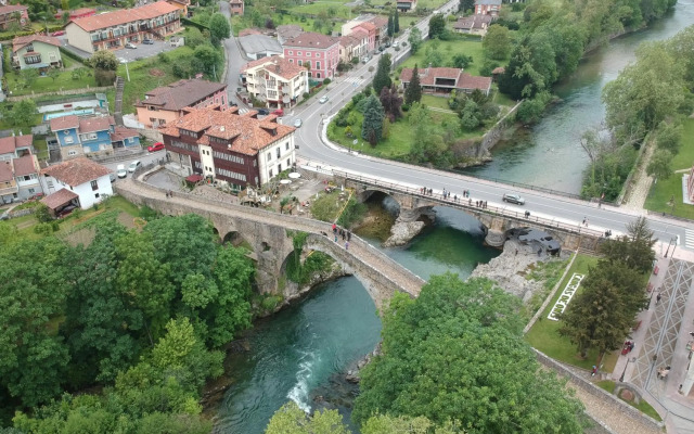 Hotel Cangas De Onis Center