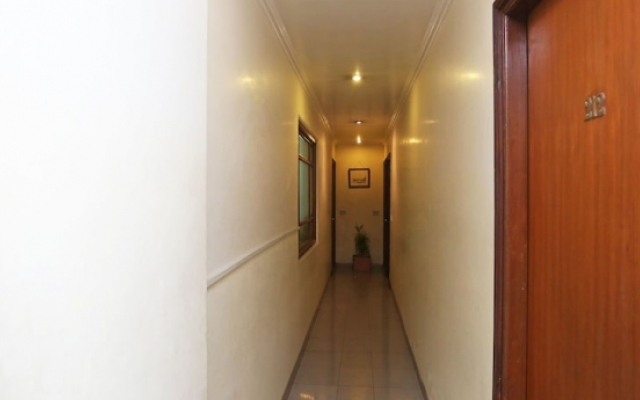 OYO 3499 Tekarees Inn