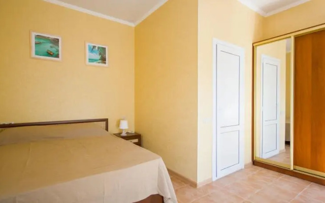 Guest House "At Irina"