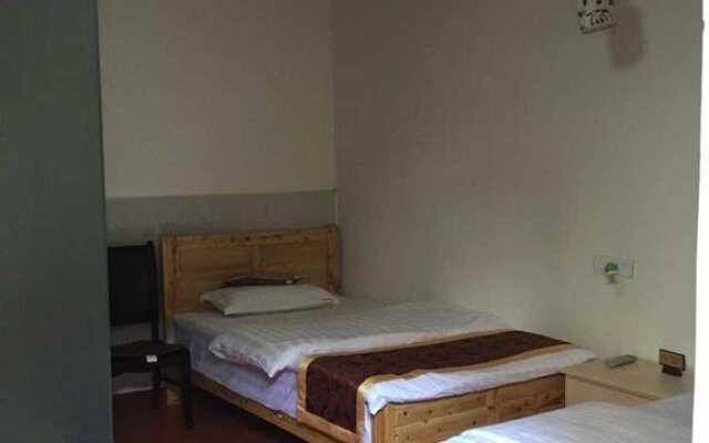 Langzhong Zhaoshi Inn