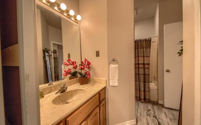 Riverside Condo SS 4B