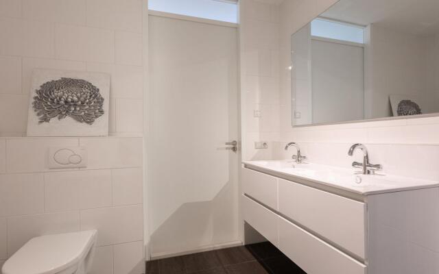 Spacious Apartment in Den Haag near Seabeach