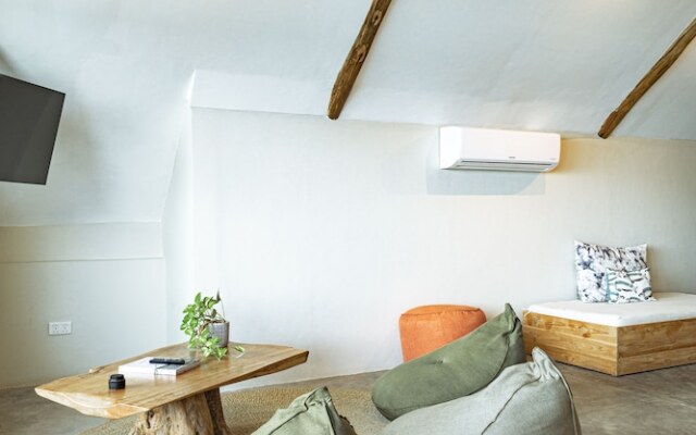 The Overhang