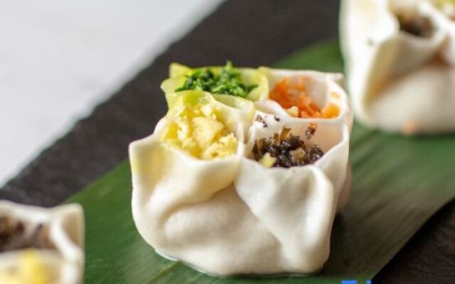 Yebo Qinhuai Water Street Hotel (Nanjing Confucius Temple)