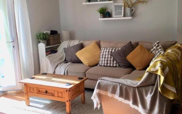 Apartment with Swimming Pool